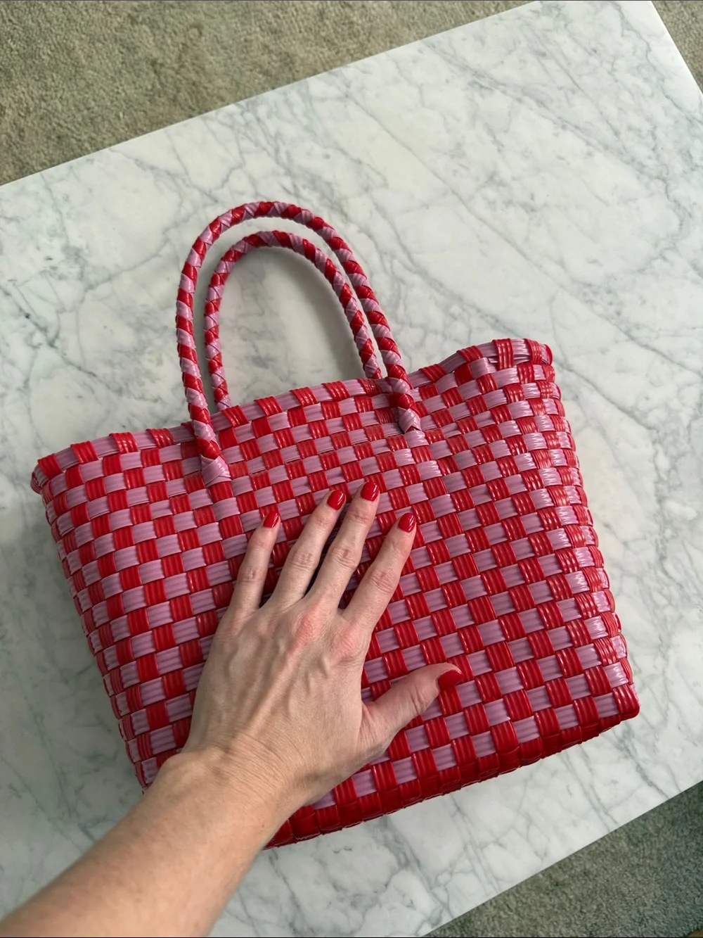 Plastic weave basket bag